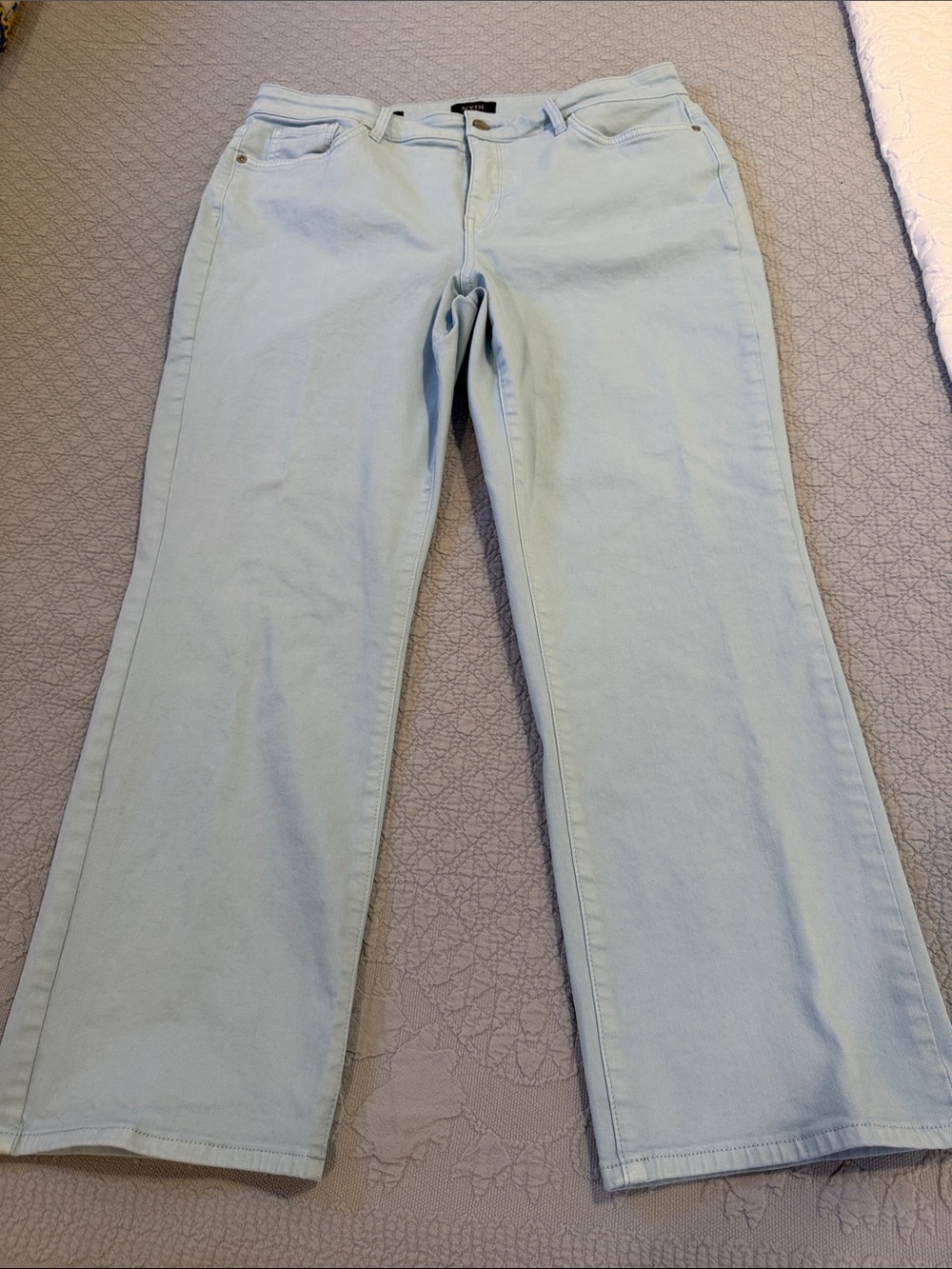 NYDJ Light Blue ankle length Jeans
